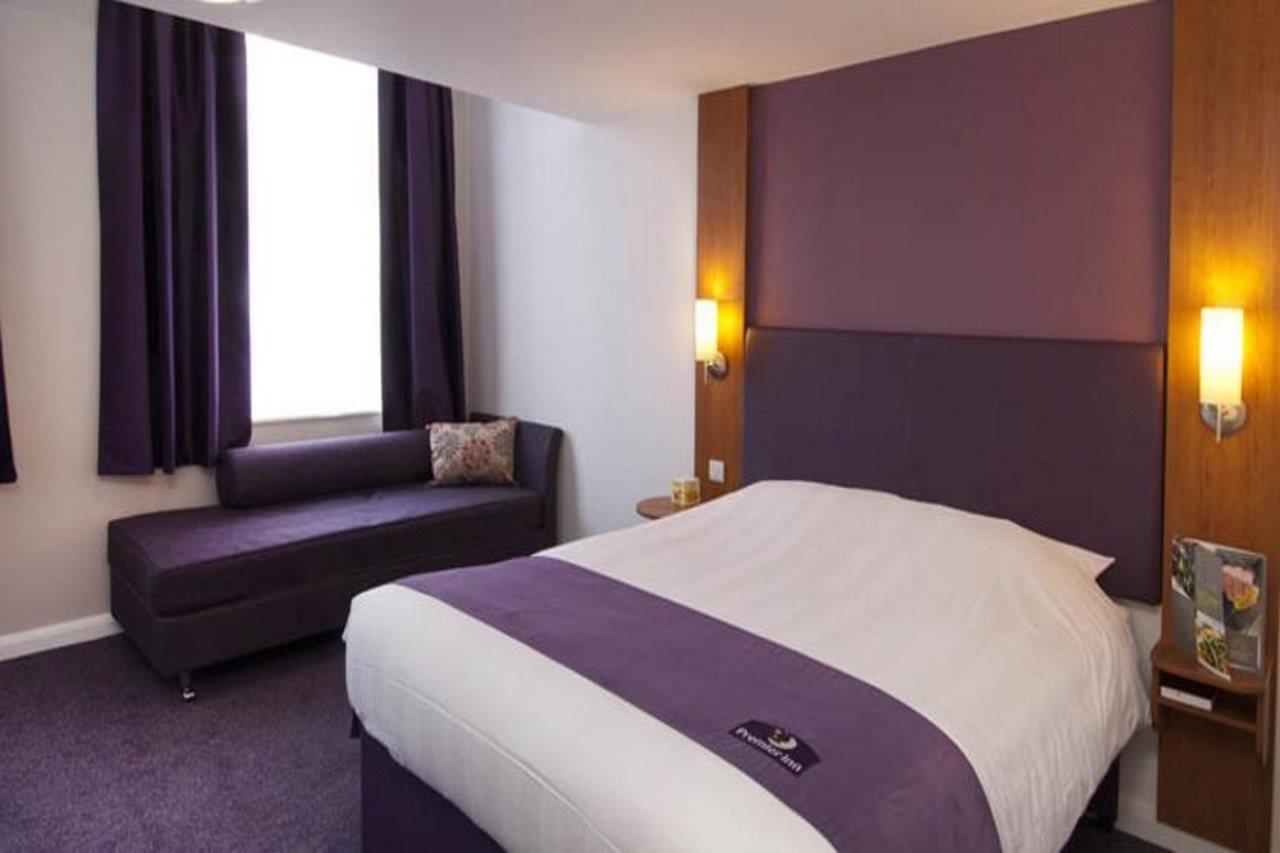 Premier Inn Ashford Central Extérieur photo